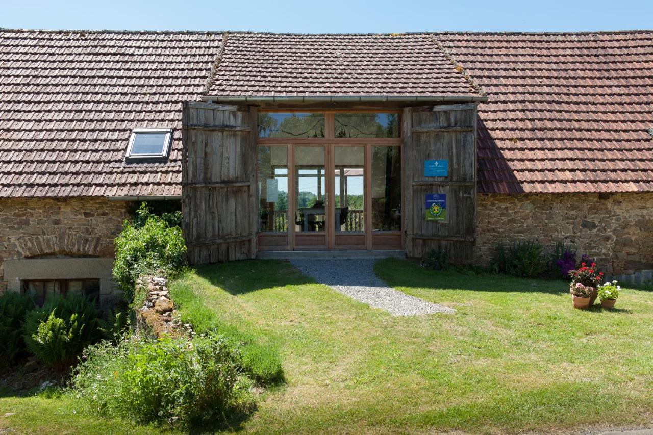 B&B Fleur De Lys Bleue Soudaine-Lavinadière 外观 照片