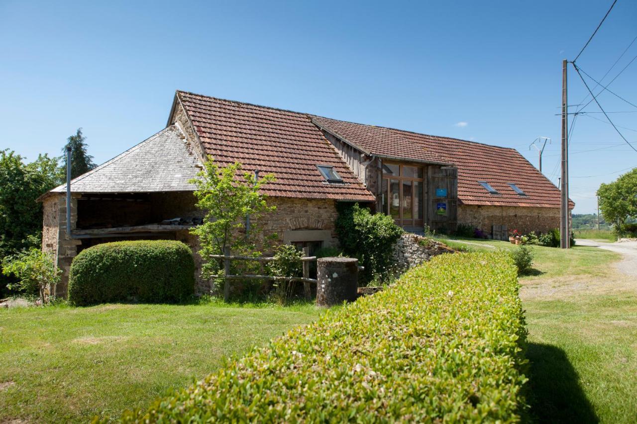 B&B Fleur De Lys Bleue Soudaine-Lavinadière 外观 照片
